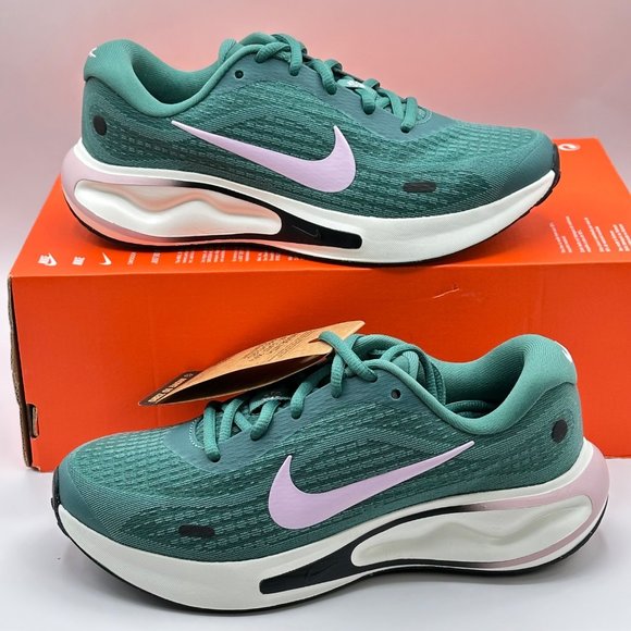 Women's Nike Journey Run Bicoastal Black Sail PinkFJ7765-301 Sz 6